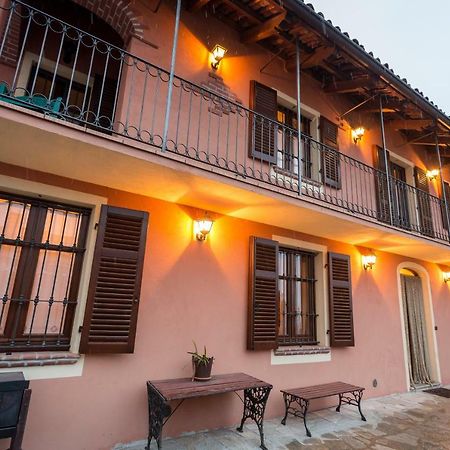 Maison d'hôtes Relax Nel Noccioleto à Novello Extérieur photo